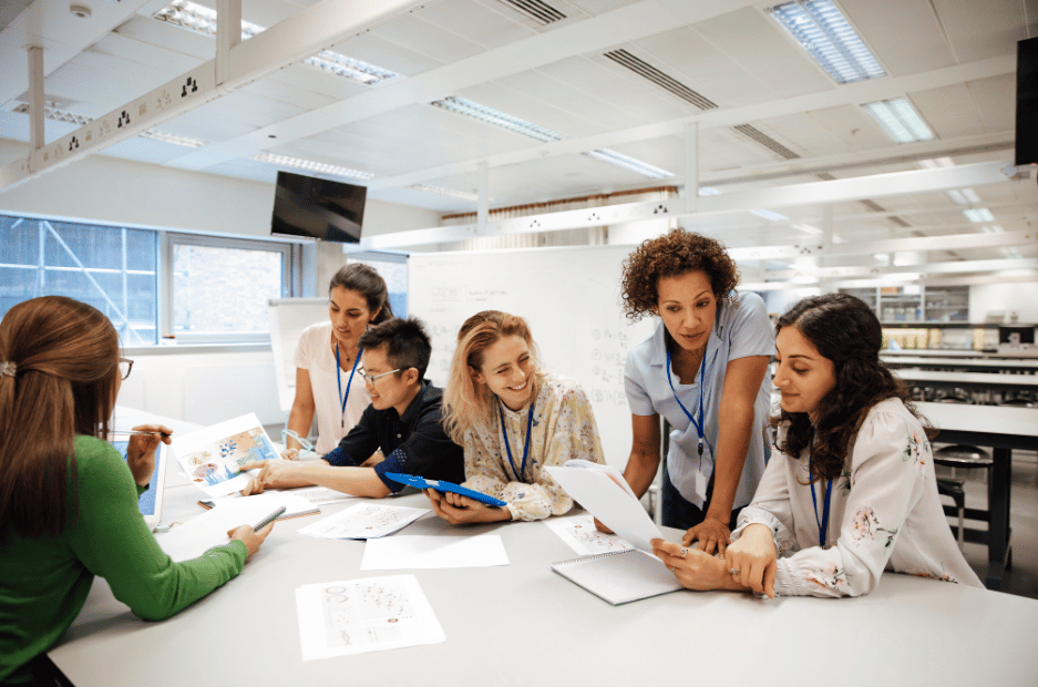 What Is a STEM Program? Explore Top Study Options with UniApplyNow